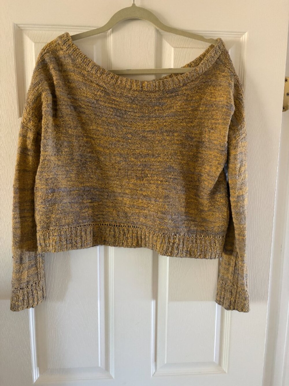 Free People Women's Knit Sweater Size XS Front Pockets‎ Oversized Mustard - Picture 5 of 5